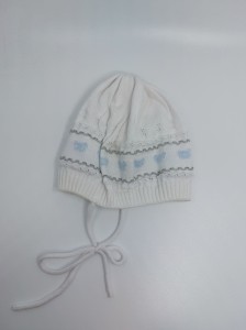 Czapka chłopięca JAMIKS MATTEO biała