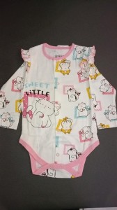 Body niemowlęce kotki białe