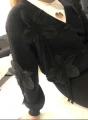 SWETER DZIEWCZĘCY Z KWIATAMI 3D CZERŃ