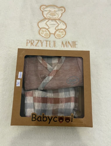 Wyprawka niemowlęca 5-częściowa brązowa kratka