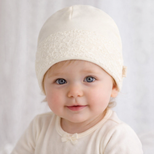 Czapka dziewczęca BROEL AGITA kremowa
