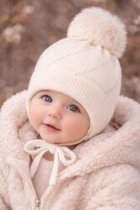 Czapka dziewczęca JAMIKS HELMI ecru z naturalnym futrem